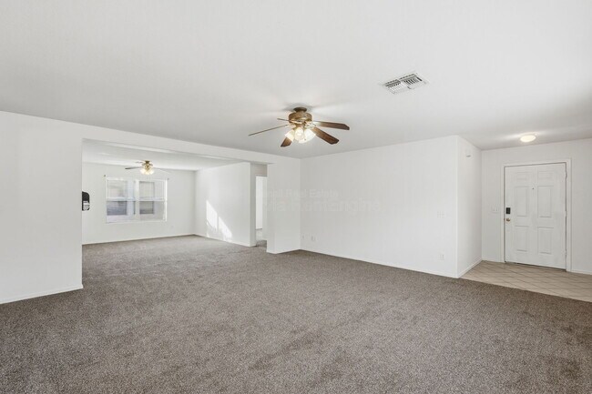 Foto del edificio - 8123 S Sunny Horizon Pl