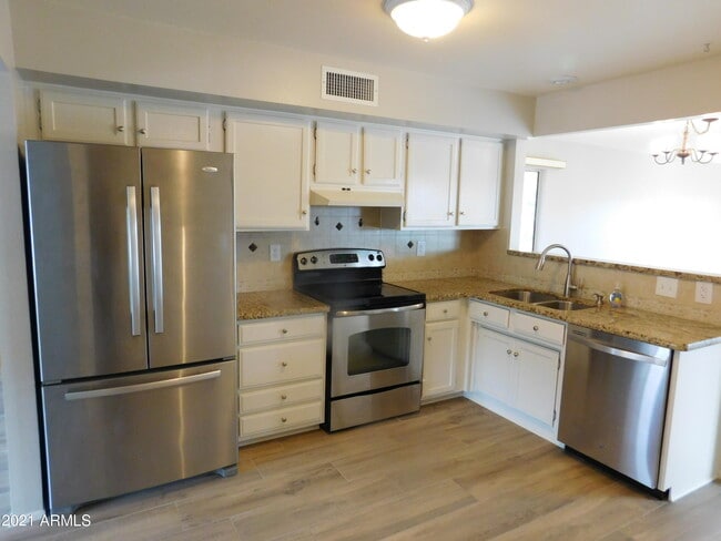 Building Photo - 14126 W Pennystone Dr