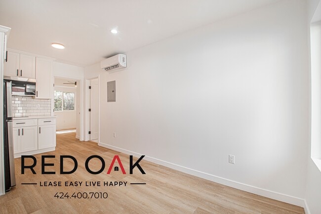 Foto del edificio - 4737 Orion Ave