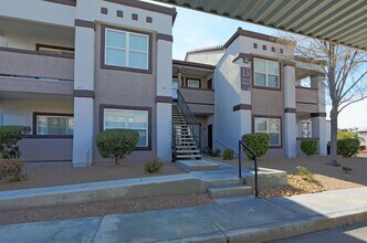 Building Photo - 7255 W Sunset Rd