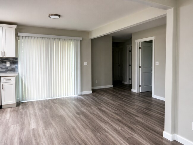 Foto del edificio - 4131 54th Ave NE