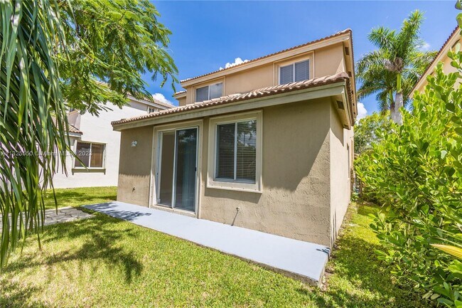 Foto del edificio - 1028 Golden Cane Dr