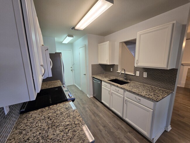 Photo - 7914 Galaway Bay Townhome