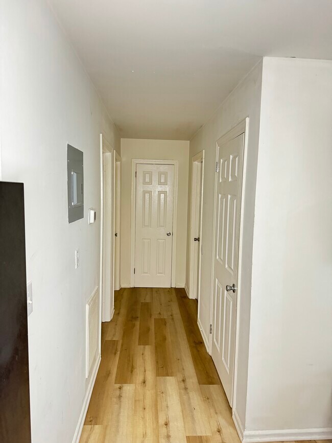 Foto del edificio - 2620 Dundeen St
