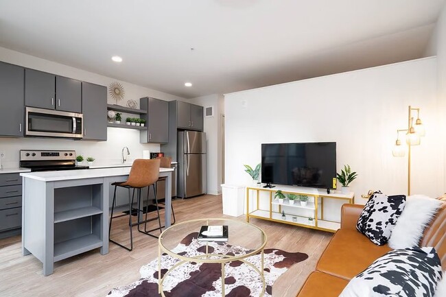 Interior Photo - Sora