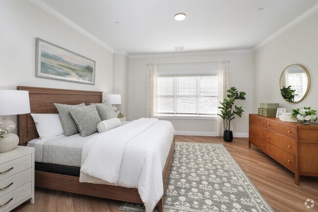 El Alder 2BR, 2BA - 1,762SF - Dormitorio - The Residences of Skye