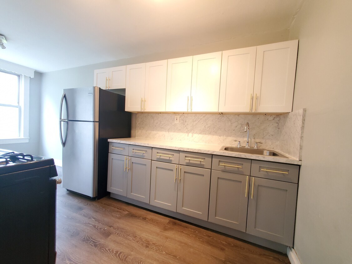 25 Stevens Ave Unit 2, Jersey City, NJ 07305 25 Stevens Ave Jersey