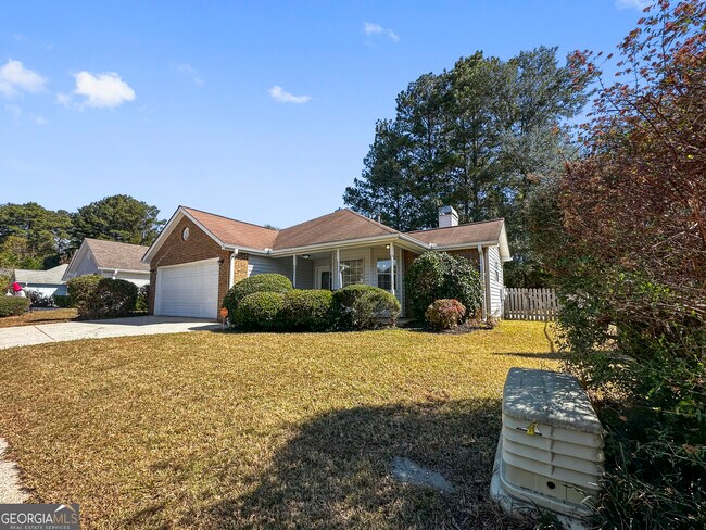 Building Photo - 140 Landing Dr