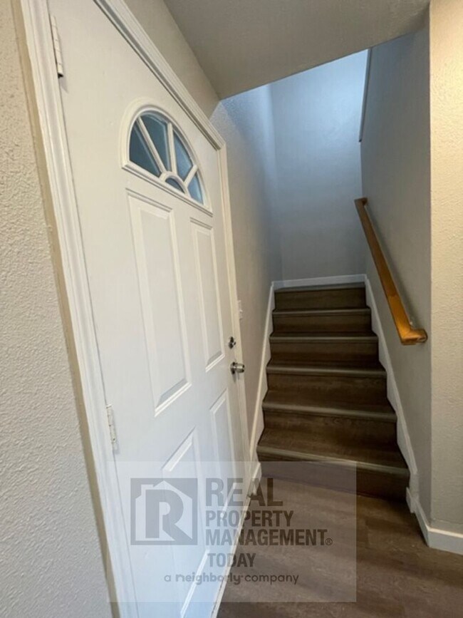 Foto del edificio - Move-In Special $500 Off Second Month's Rent!