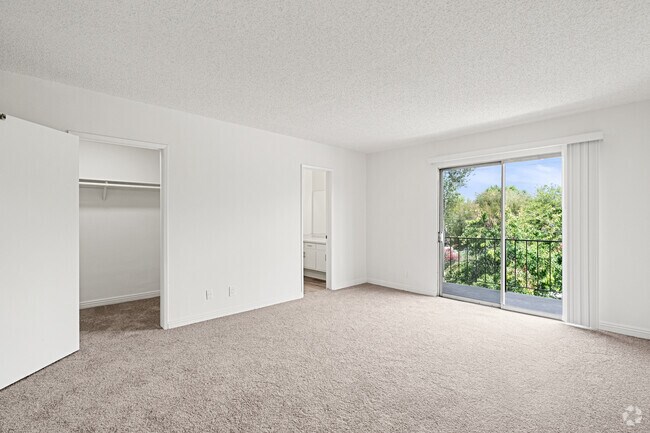 2 habitaciones, 2 baños - 111 m² - Dormitorio principal - Regency Gardens