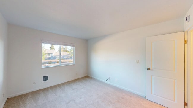 Building Photo - 551 Alameda del Prado