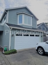 Building Photo - 4621 N Mullen St