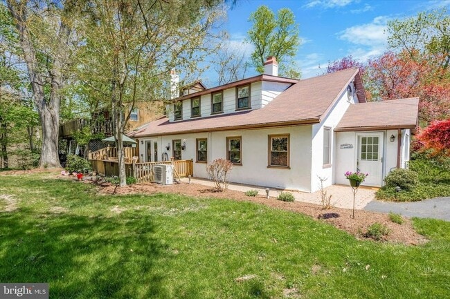 Building Photo - 205 N Pullman Dr