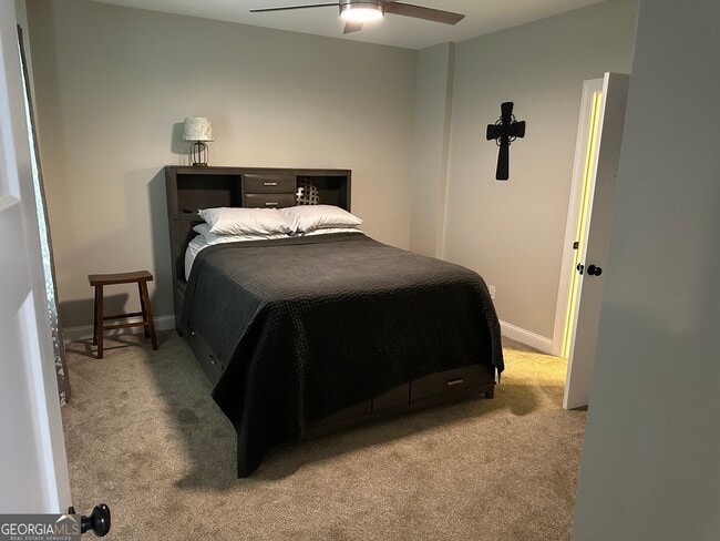 Foto del edificio - 88 Old Vineyard Wy