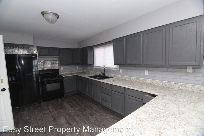 Building Photo - 2 br, 1 bath House - 306 76th St.