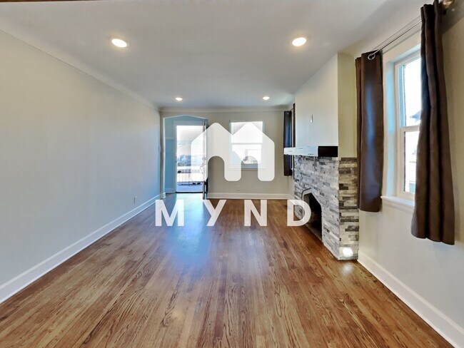 Building Photo - 3707 Zenobia St
