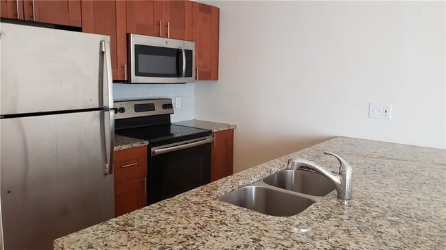 Foto del edificio - 909 Reinli St