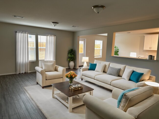 Living room - 320 Glenwick Ln