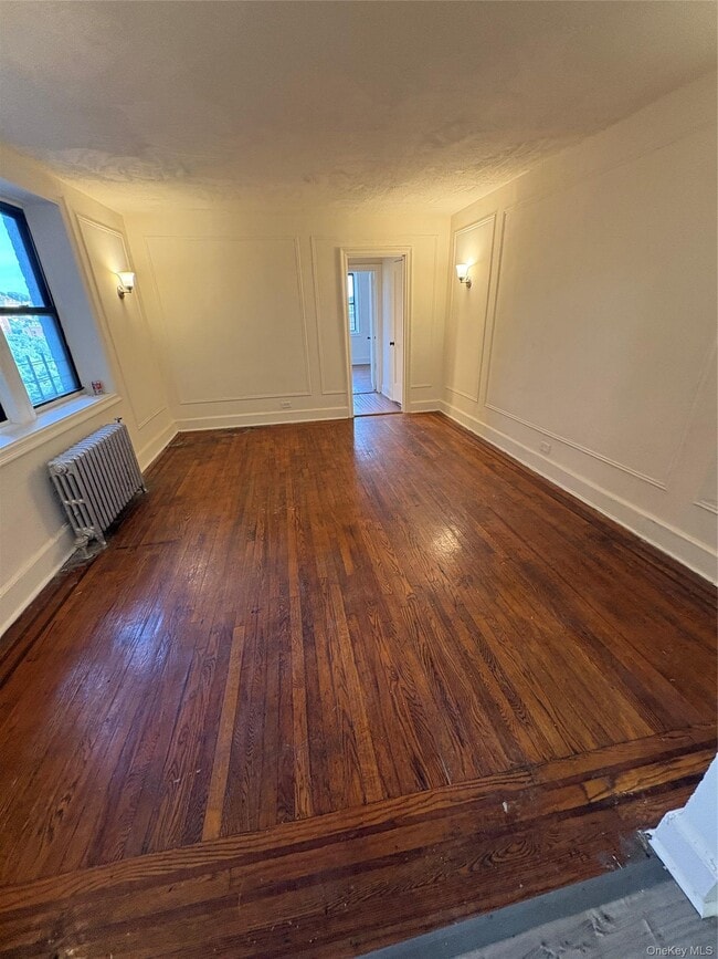 Building Photo - 30 Locust Hill Ave