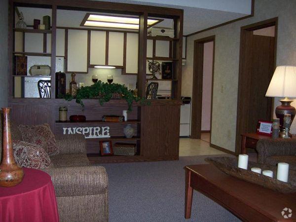 Interior Photo - Longwood Apts