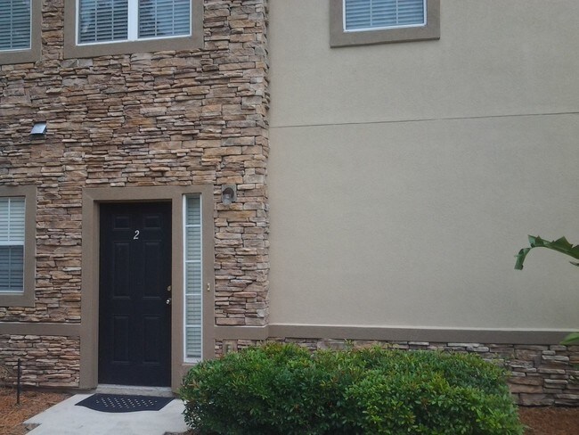 Building Photo - 7151 Deerfoot Point Cir