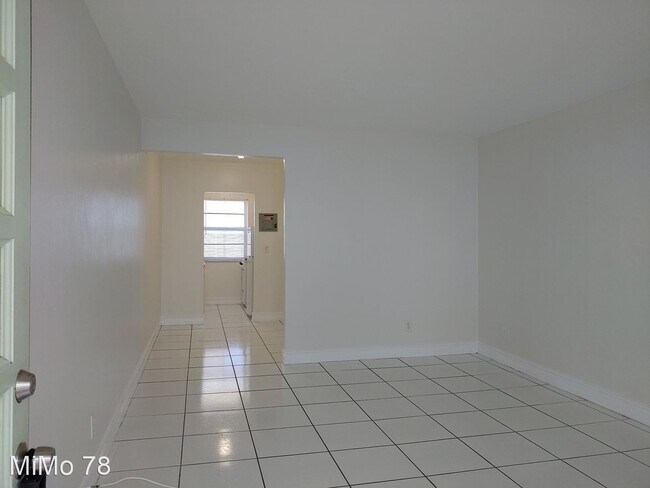 Building Photo - 6930 Byron Ave
