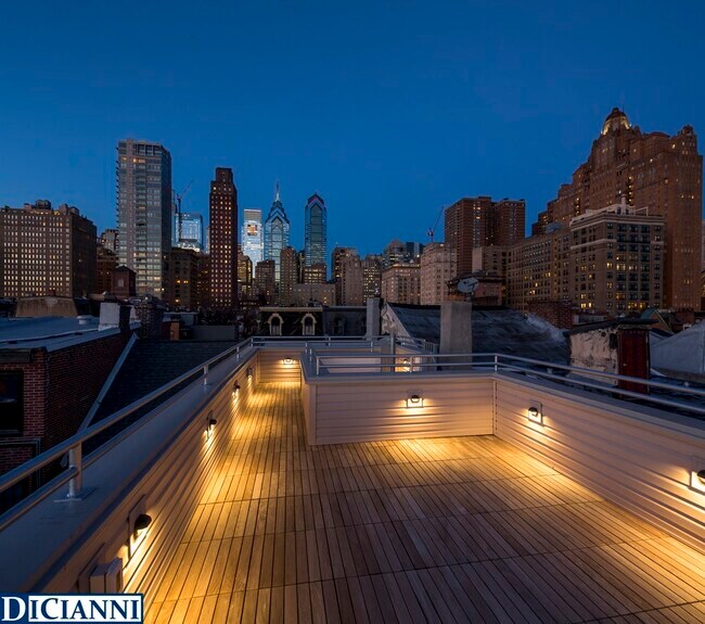 Building Photo - 1624 Pine St