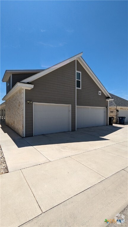 Building Photo - 1359 Dexters Pl