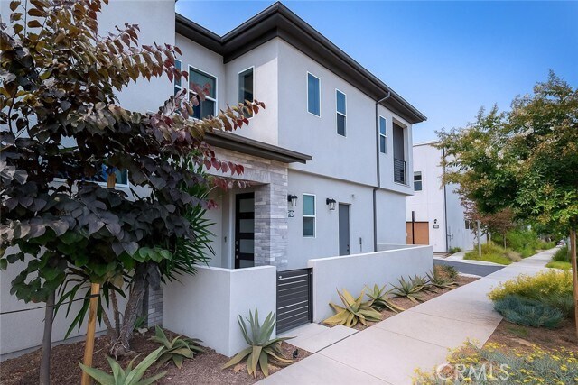 Building Photo - 181 Abacus
