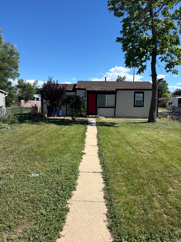 Photo - 314 6th St (Dacono, CO) House