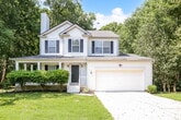 Foto principal - 317 Hunters Chase Dr