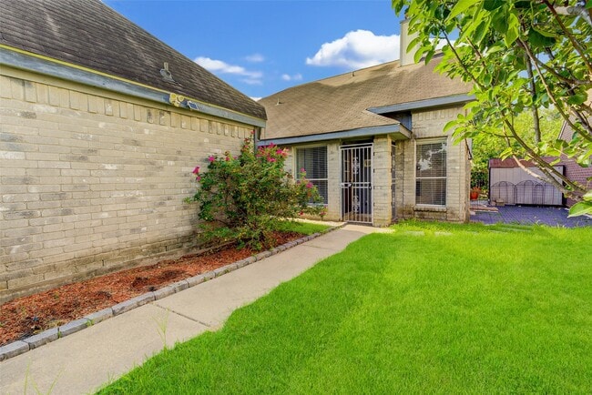 Building Photo - 3603 Storm Creek Dr