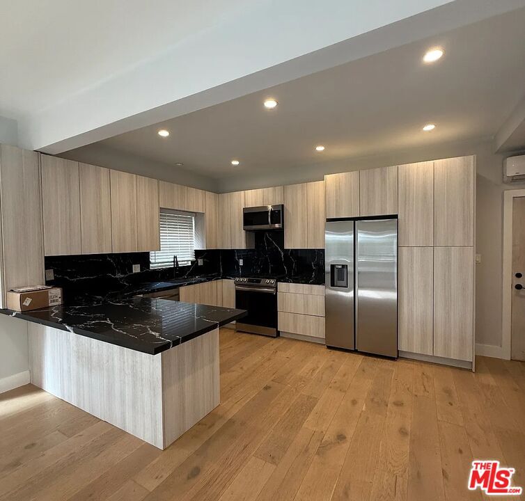 Foto principal - 813 14th St