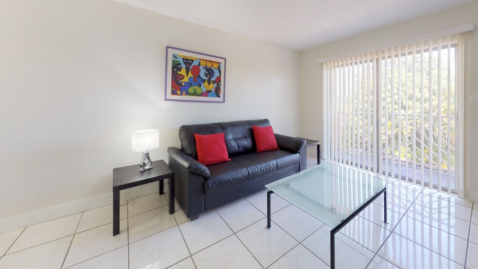 MIA Airport Villas