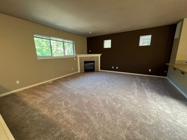 Photo - 20744 SW Sister Ln House