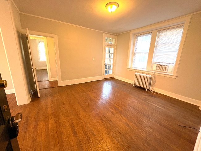 Foto del edificio - 1611 Hampton Blvd