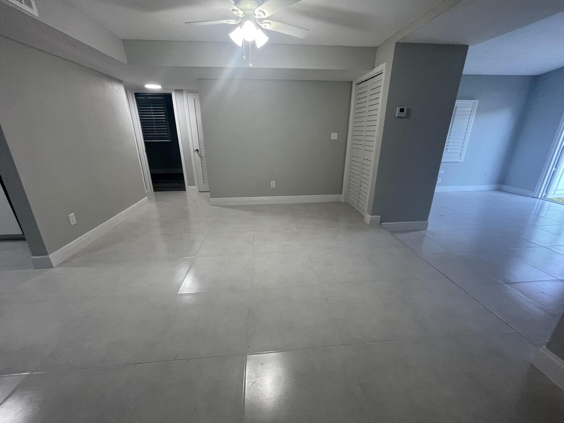 Foto principal - 768 Orchid Dr