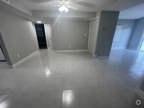Building Photo - 768 Orchid Dr
