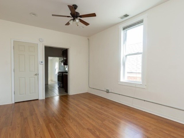 Primary Photo - 3223 S Wallace St
