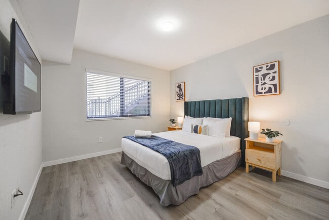 Foto del edificio - 700 SW 11th Ave