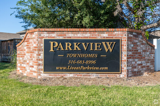 Foto del edificio - Parkview Townhomes