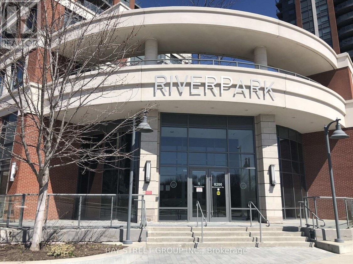 Photo principale - 1 Uptown Dr