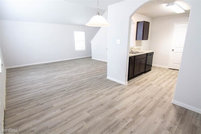 Building Photo - 3 br, 2.5 bath House - 5434 Tobins Gully Dr