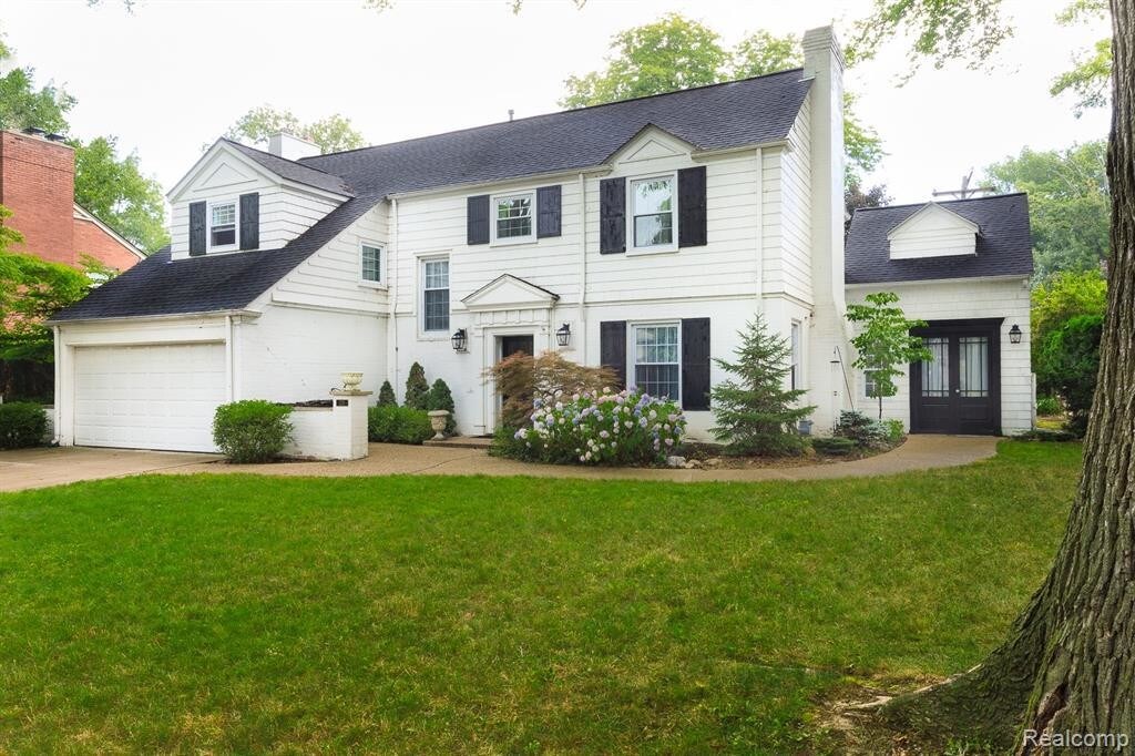 Foto principal - 328 Touraine Rd