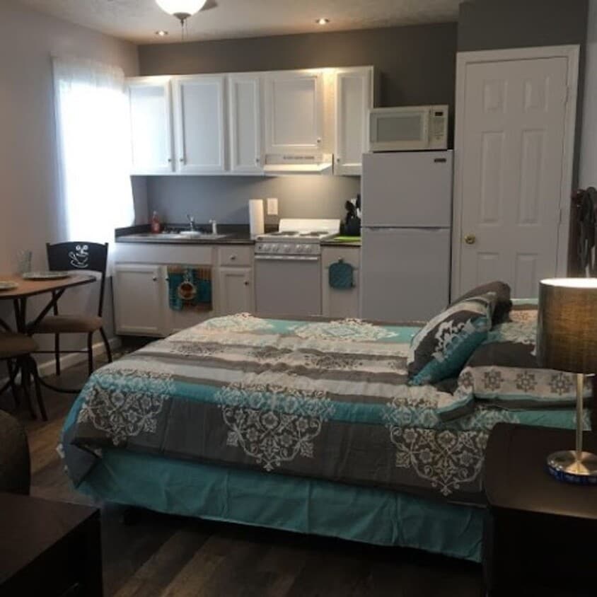 107 Hood St Unit B, Lynchburg, VA 24501 Room for Rent in Lynchburg