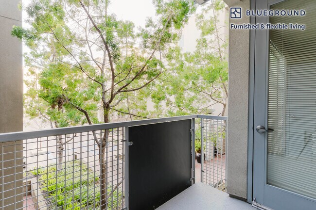 Foto del edificio - 550 Moreland Way