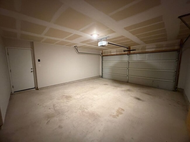 Building Photo - 4042 Bay Leaf Lp