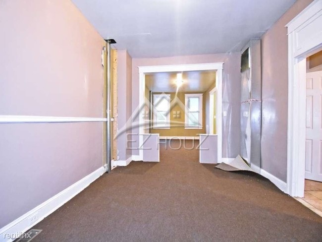 Building Photo - 3532 Edmondson Ave
