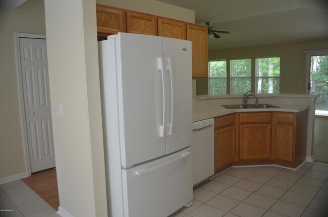 Foto del edificio - 545 Prosperity Lake Dr