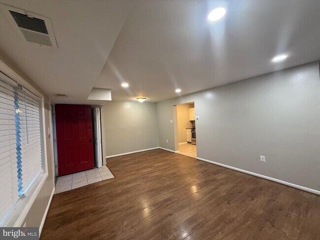 Foto del edificio - 9200 Bridle Path Ln